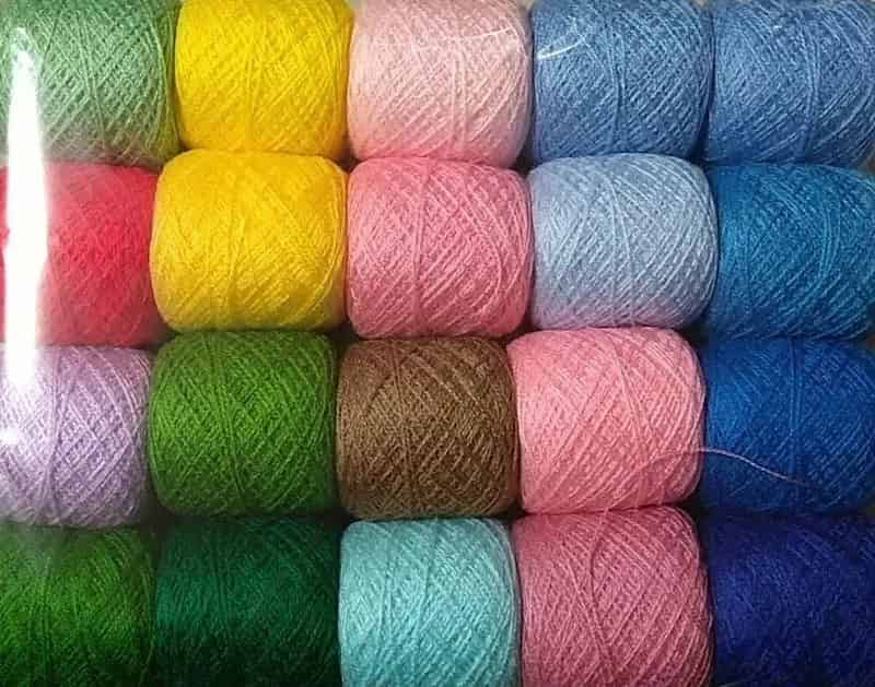 تصویر 3 از نخ اکریلیک گلیم مناسب تولید محصولات دستباف